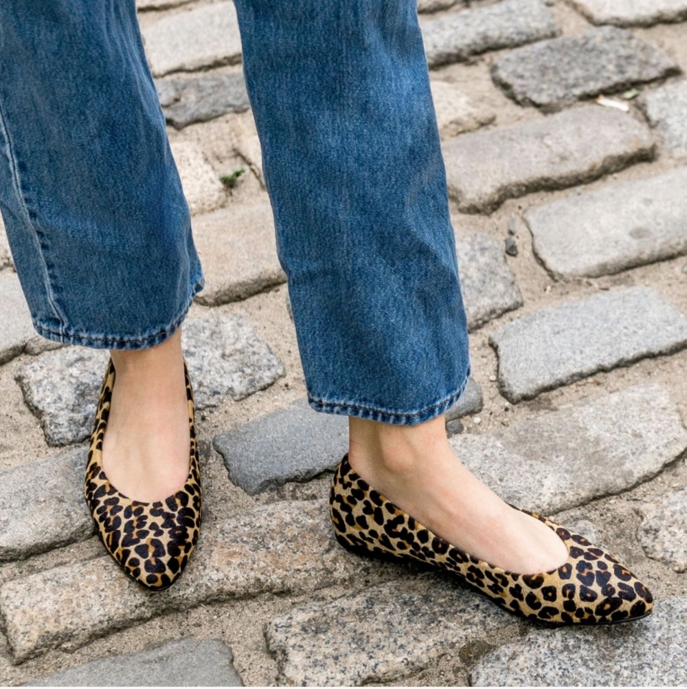 Thursday Boot Company ✨️ Leopard Print Leather Women's Flats Size 9
